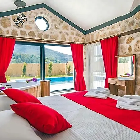 Medis Villalari Hotel *