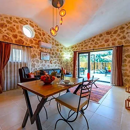 Hotel Medis Villalari